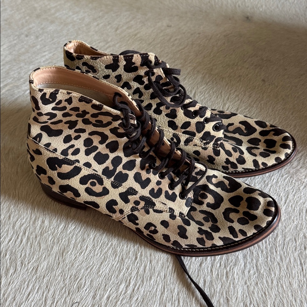 The GREAT never worn Leopard Print Lace-Up Ankle Boots